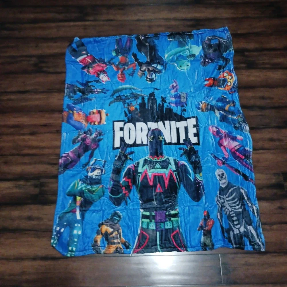 Fortnite Battle Royale Fleece Throw Blanket Blue 50x40 Gaming Bedding Plush